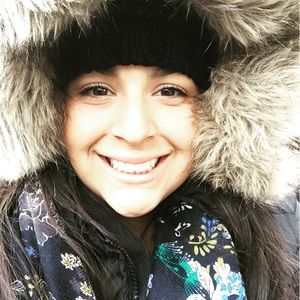 Meet your Posher, Ximena